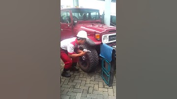 Detik - detik Teroris Bom Thamrin part 2