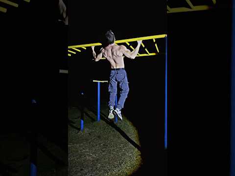 #athlete #sports #streetworkoutmotivation #calisthenics #gym #motivation #streetworkout
