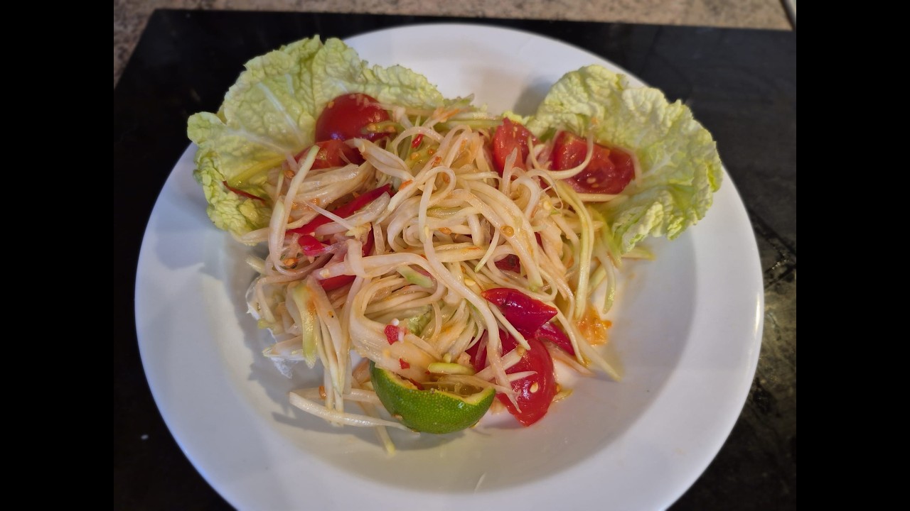 Som Tam - Spicy Papaya Salad - Famous Thai Isaan Salad Dish