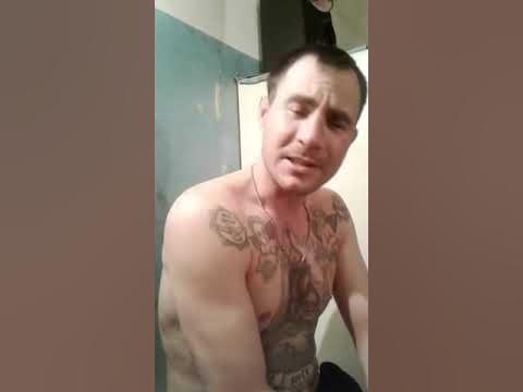 Пацана зека песня. Корабли песня поет зек. Пацаны на зоне. Пацана зека песня. Пацана зека песня.