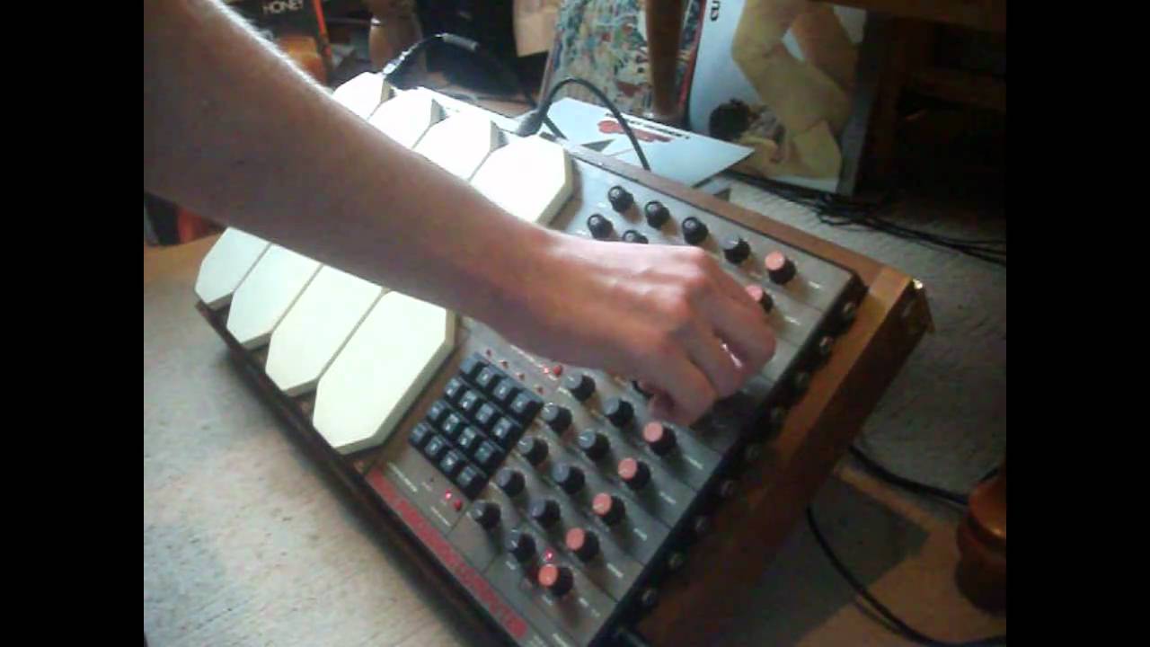 MPC Electronics MPC1 Analogue Drum Machine Demo YouTube