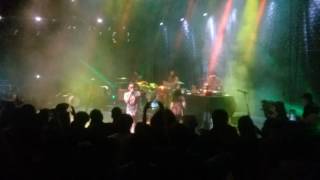 Emicida -  Baiana ao vivo em Salvador
