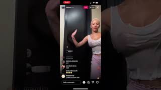 Doja Cat Eats Toilet Paper on IG Live | thatdamnZavii