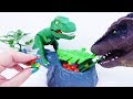 Canal ToyKids Joga Jogo Dino Attack Valendo Premio Surpresa! Menino Vs Menina