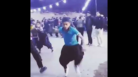 بعدازمدتهادوباره این رقص زیبای چاپی سرخسی میچسبه جون داداش نگونه ببین 