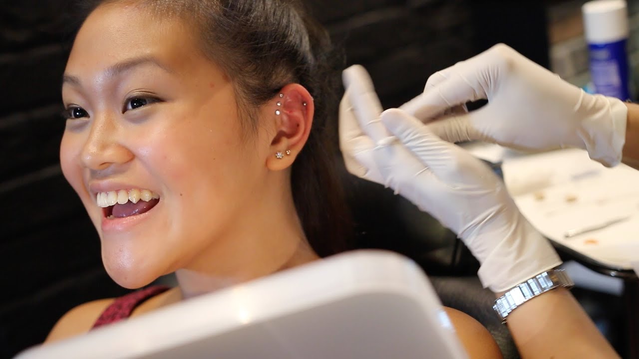 Getting My Triple Forward Helix Piercing Youtube