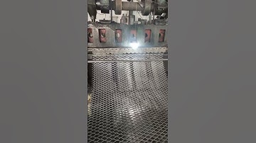 Expanded metal mesh suppliers #expandedmesh #expandedmetal #expandedmeshmachine #shorts #satisfying