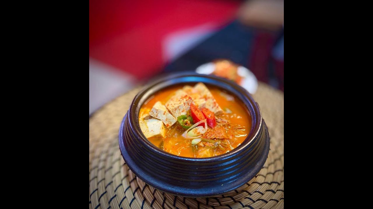 Kimchi Stew (Kimchi Jjigae) 泡菜汤– GoldKimchi