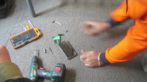 Dismantling bunk beds