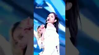 𝕁𝔼ℕℕ𝕀𝔼 - 𝑂𝑛 𝑇ℎ𝑒 𝐹𝑙𝑜𝑜𝑟