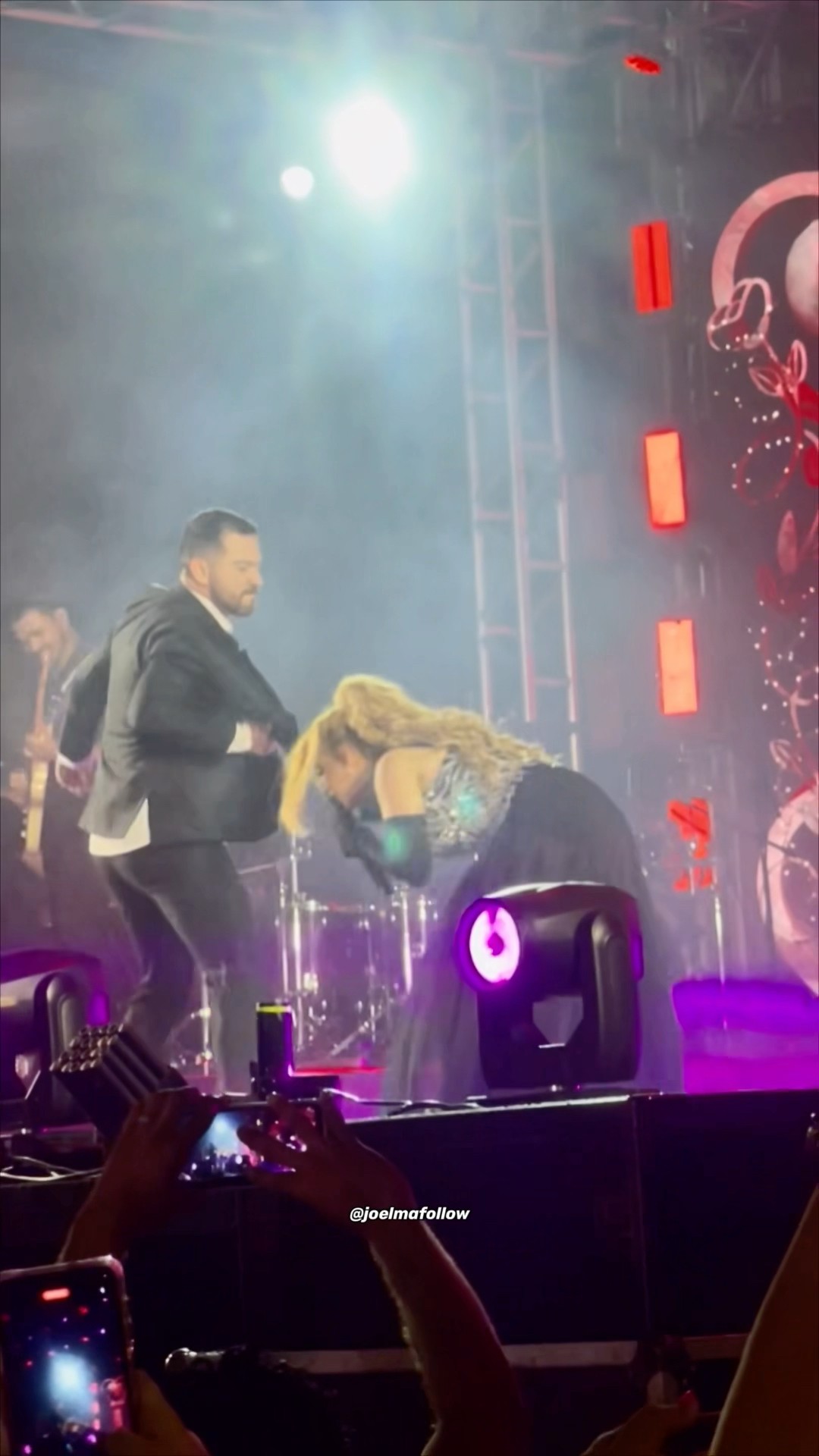 Joelma e o marido brigando - Encenação