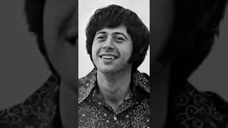 Famous Wayne Osmond, a legendary member of the iconic Osmond Brothers! Discover his early life Net Worth