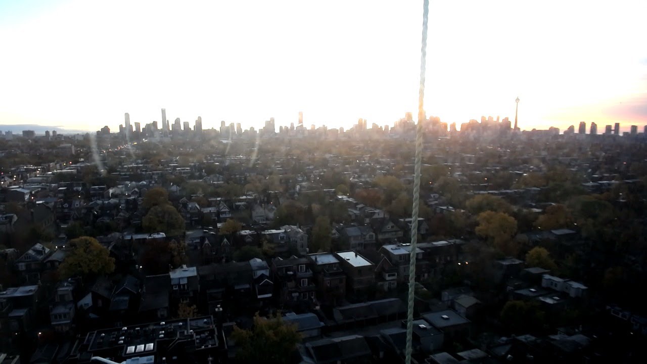 Toronto Skyline -LIVE 24/7