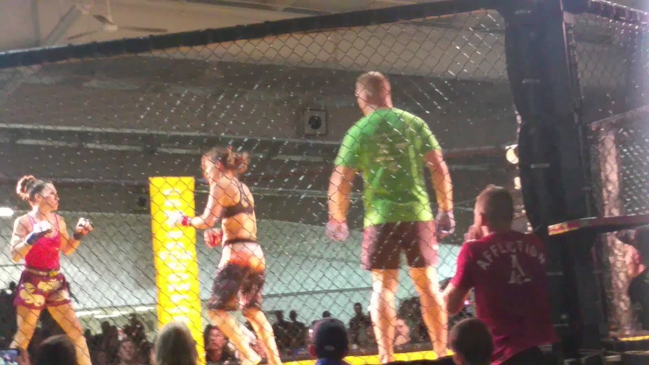 MMA Melissa Faccio vs Sara Ranta 9-26-15 Escanaba