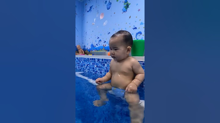 Yang Yueling Le En Water Education Baby Swimming