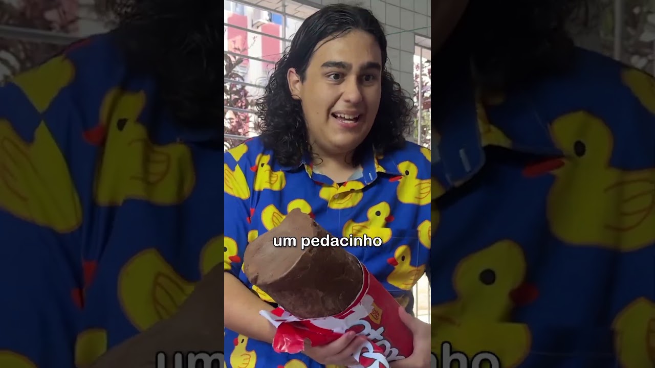 ME VINGUEI DELE COM O BATOM GAROTO GIGANTE!