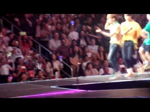 Astro Intro & Breath 숨가빠 @ Kcon LA 2016 160731