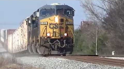 CSX ES40DC 5352 w/ K5H Leads Empty Q143 on 11/22/17