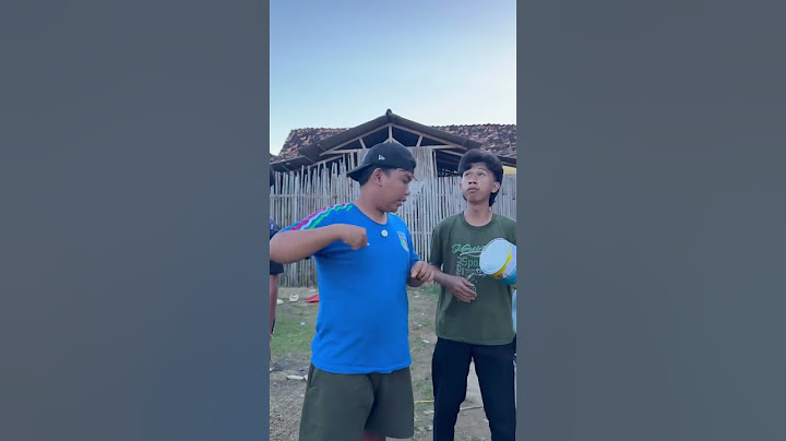 kalian main layangan pernah gini juga ga,benang nya putus panjang #shorts #lucu #kocak