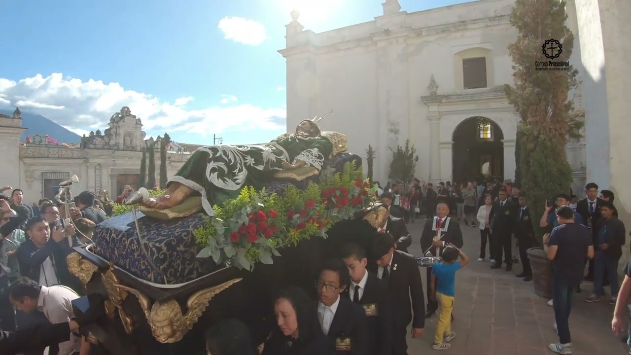 Solemne Traslado Procesional: 43 Años de Consagración Sepultado de Catedral – Antigua Guatemala 2025