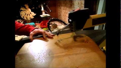 Making a Wooden Logo with a scrollsaw