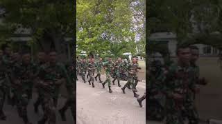 Rombongan Tni Lari Pagi
