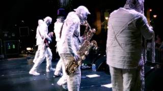 Video thumbnail of "Here Come The Mummies - Tip Toe - LOTG 2009"