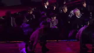 180125 서울가요대상 워너원 Wanna One 대기석(NCT127 무대) Wanna One reaction to NCT127