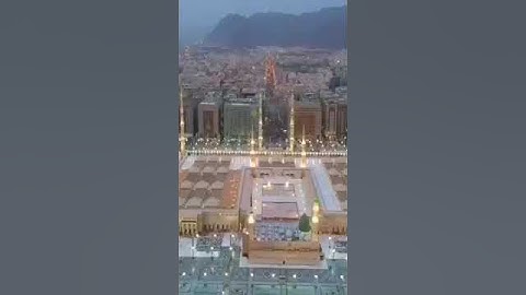 تلاوه هادئه {إن الله وملائكته يصلون على النبي يا أيها الذين آمنوا صلوا عليه وسلموا تسليما}الاحزاب 56