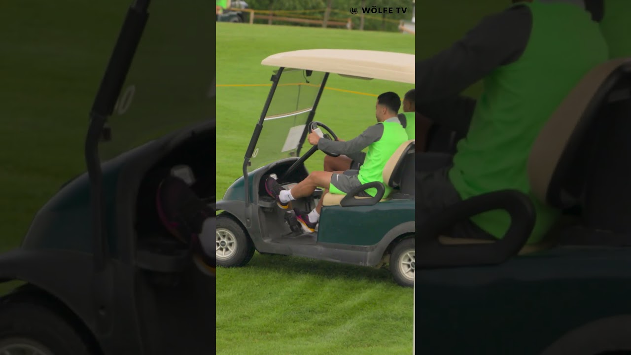 Amoura hits the banana 🍌 