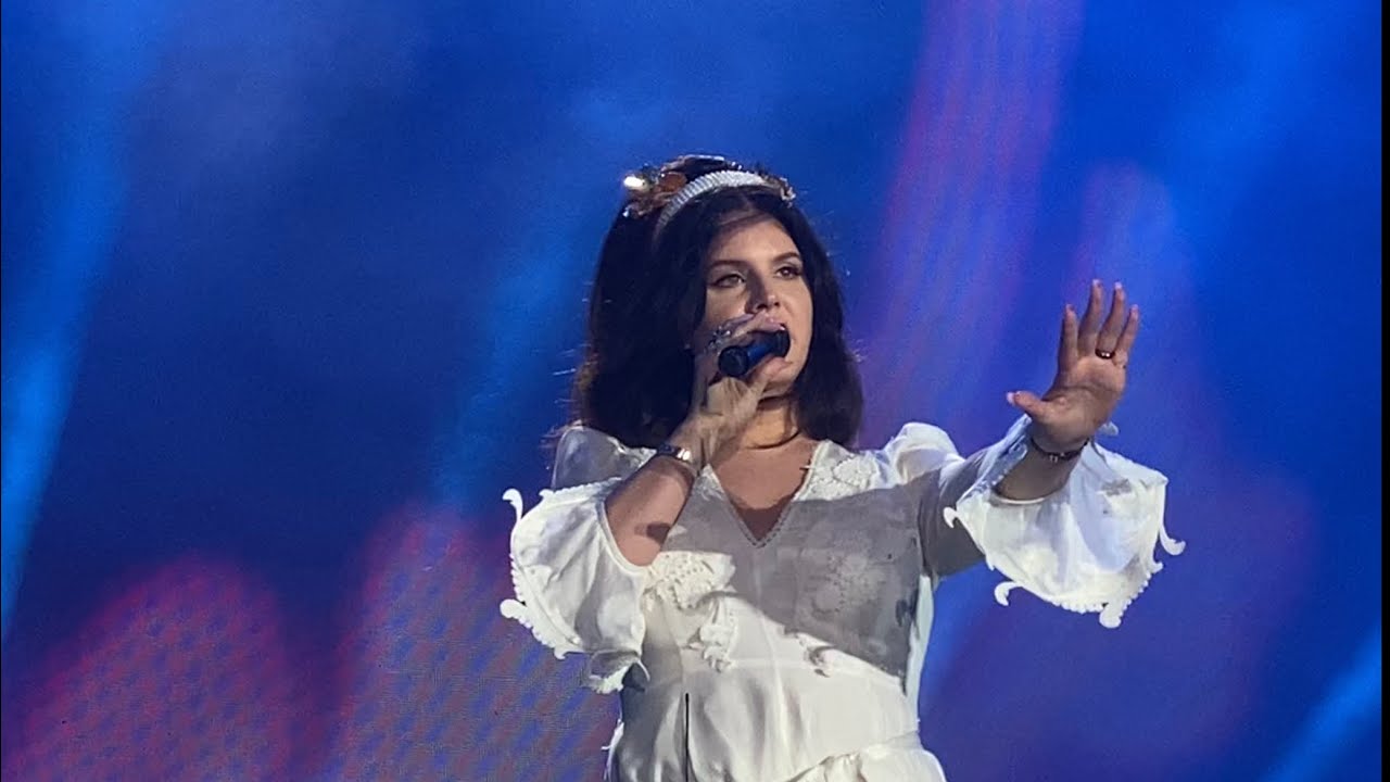 Lana Del Rey Outside lands 2023 - Blue Jeans