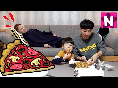 뉴욕이의 몰래 피자 먹기 인공지능 리모컨 B tv 누구! 블럭 장난감 놀이 뉴욕이랑 놀자 Eat Pizza Secretly NY Toys
