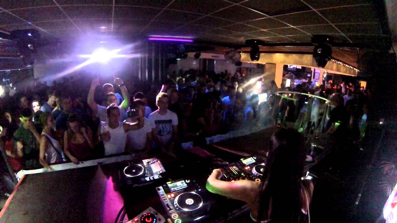 Fatima Hajji set Amitta Hajji @ Fuse - Bahia Club (Caceres - Extremadura) 11 10 2013 partynextdoor