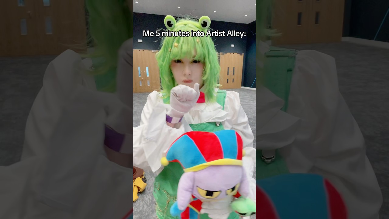 The cool artists take all my money 🫡🫶 #cosplay #tadc #theamazingdigitalcircus #ribbit #comiccon