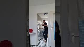 Manchmal wird das Kochen schwierig, wenn so ein Lied läuft.