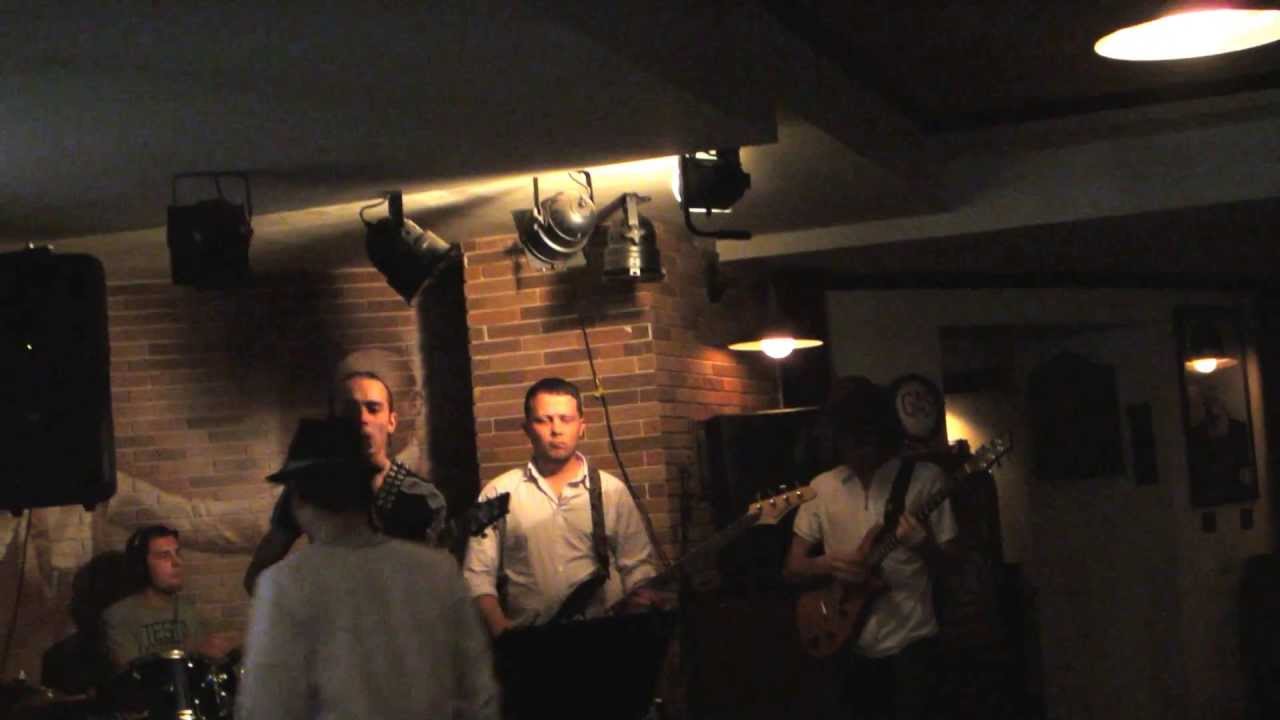 Че Гевара. Народная кубинская песня о Команданте в одном из челябинских ...