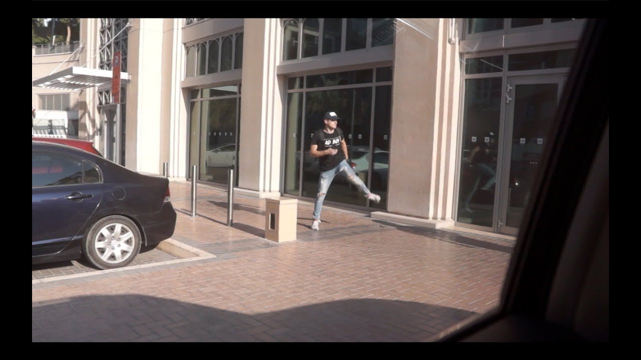 Пранкмикс: невидимое препятствие, скери пранк , пранк такси - YouTube