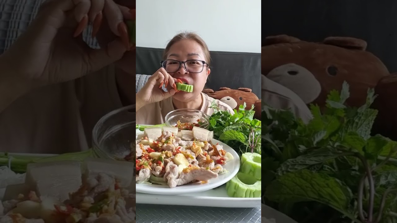 หมูมะนาวน้ำจิ้มรสเด็ดๆแซบมากจร้า