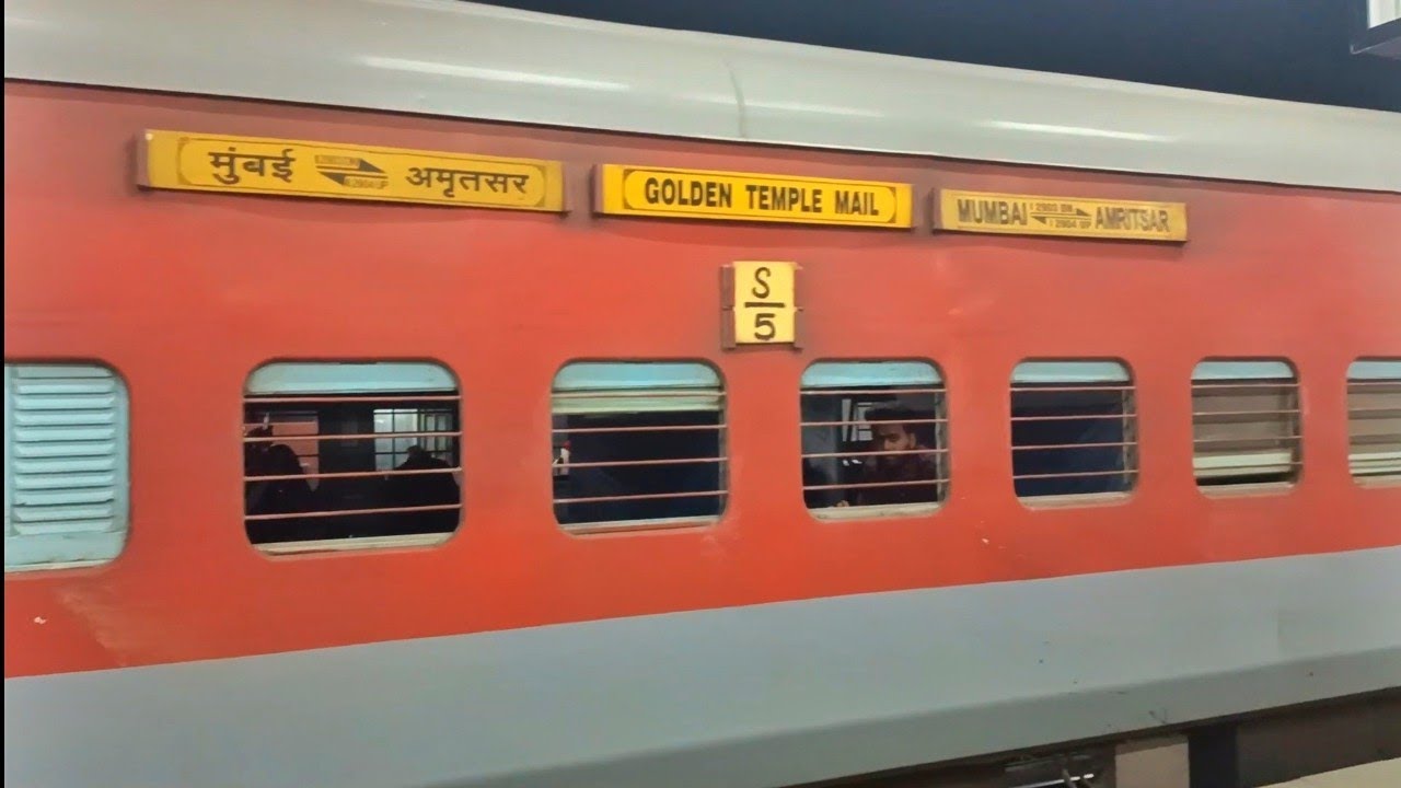 GOLDEN TEMPLE MAIL 12903 MUMBAI CENTRAL - AMRITSAR DEPARTING FROM ...