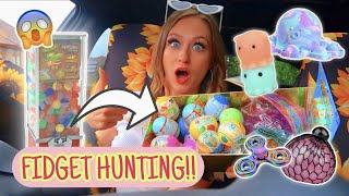 FIDGET HUNTING AT VENDING MACHINES AND SECRET STORES!!😱🤫 *I FOUND RARE GOLD FIDGETS!!*✨😍