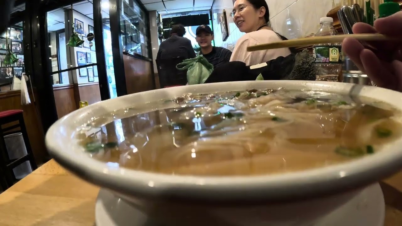 24 Minutes for $24: A Taste of Chinatown’s Best Pho