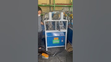 Cắt sắt bằng máy đột thuỷ lực quá đơn giản