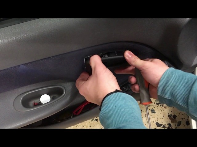 Comment remplacer les poignées de porte de sa voiture ?