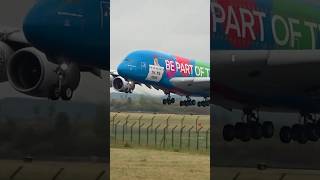 A380 Smooth Touchdown