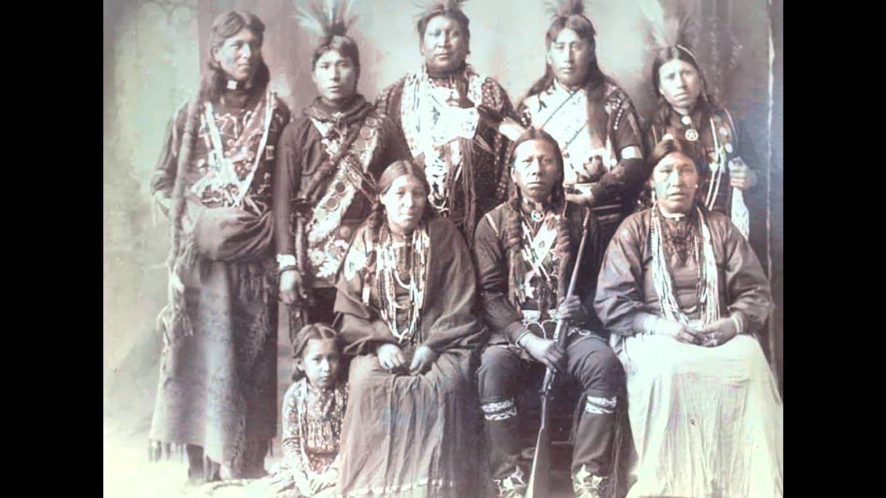 Indian tribes. Индейцы Сиу США. Индейцы Омаха. Племя Омаха. Одежда индейцев Сиу.