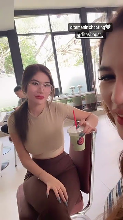 Diza Siregar & Diva Siregar Shooting Bareng