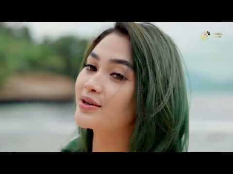Arlida Putri 