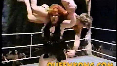 Queen Kong in Deathstalker 2