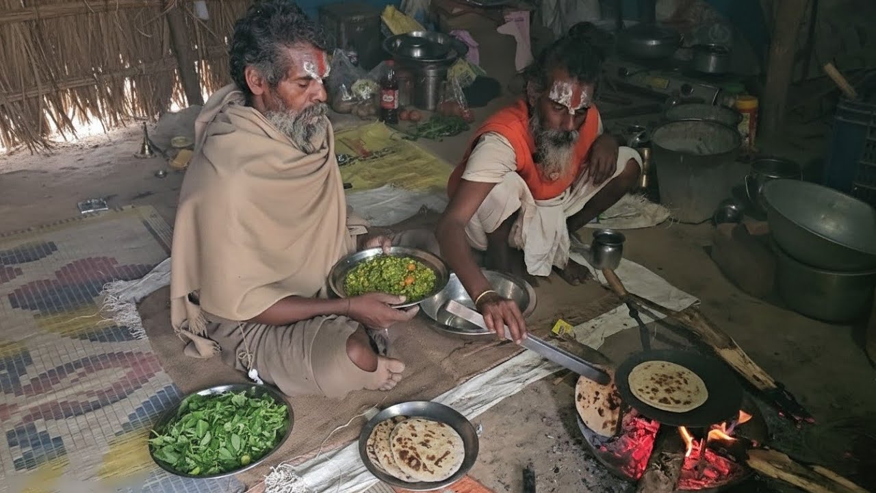 Brahmkund me Tapasya kar rahe do santo ke satvik tikkad prasadi