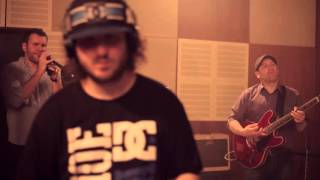 Jambalaya feat. DJ Q-Cee - Ain't nothing but a party (Live Session)